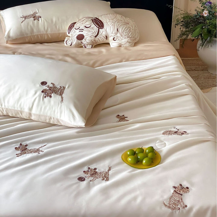 Satin-Bettwäsche-Set mit feiner Lama-Stickerei