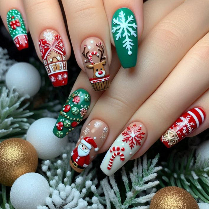Festliche, weihnachtlich gestaltete 3D-Nagelkunstverlängerungen Karnz