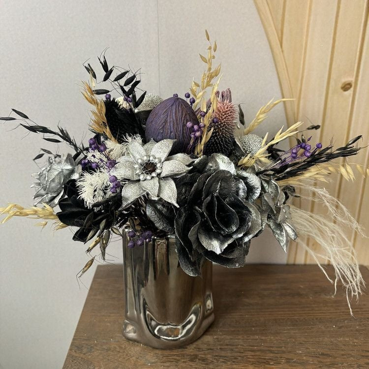 Lebensechte dekorative Blumenmittelstück