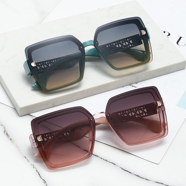 Damen modische quadratische Sonnenbrille mit robustem Rahmen und UV-Schutz Karnz
