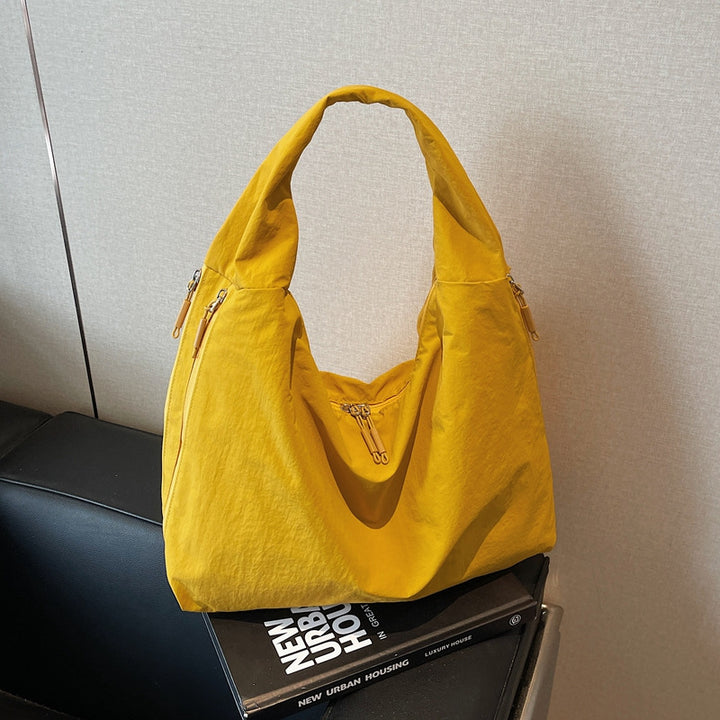 Moderne Hobo Schultertasche Karnz