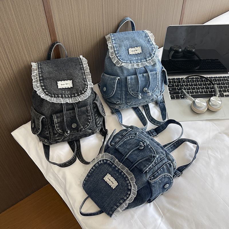 Vintage-inspirierter Rüschdenim-Rucksack