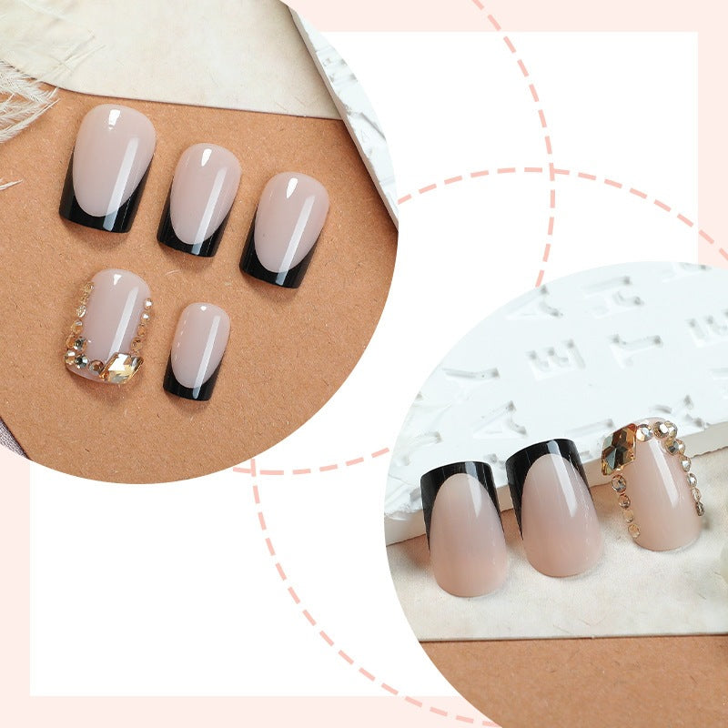 Kunstnagelset mit elegantem Farbverlauf und Glitzerakzenten Karnz