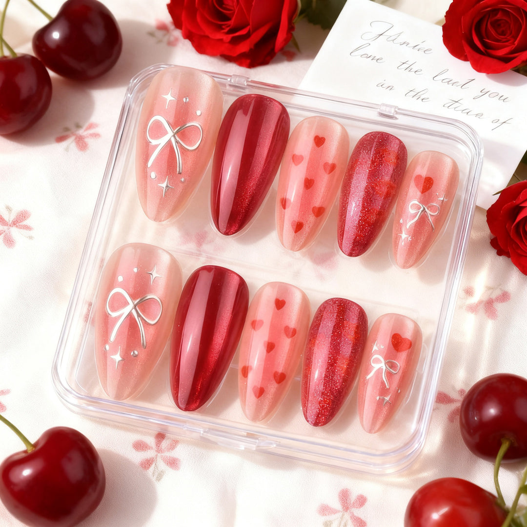 Premium Herz-Themen Press-On Nagelkunst Set