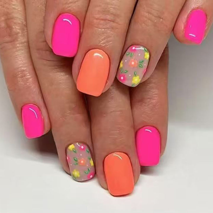 Blumenmuster Nagelkunst