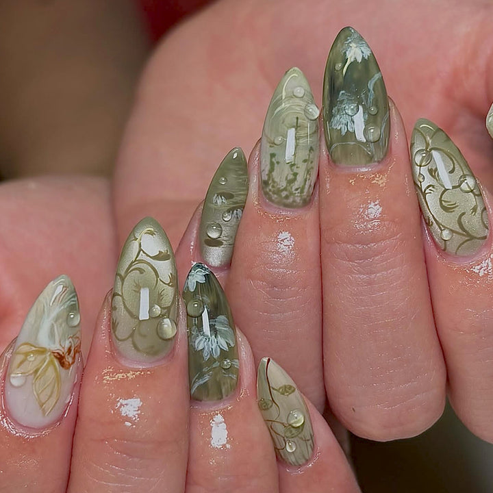 Kunstfingernägel mit Handgemachten Naturmotiven Karnz