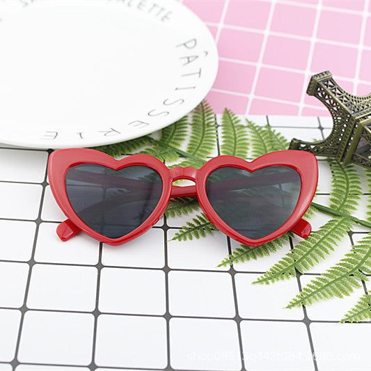 Damen Herzförmige Sonnenbrille mit hochwertigem UV-Schutz und stylischem Design Karnz
