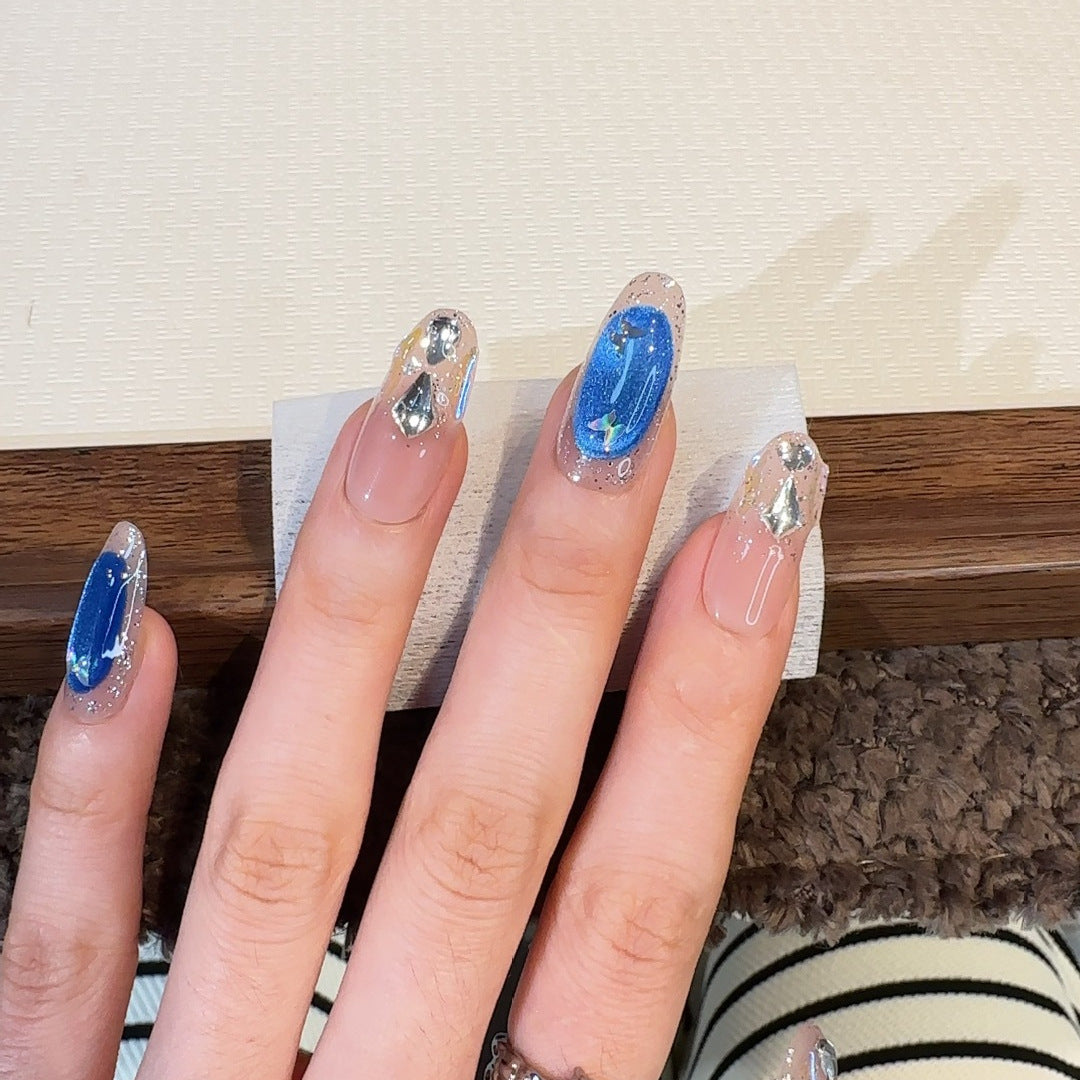 Künstlerische Gel-Nagelverlängerungen Karnz