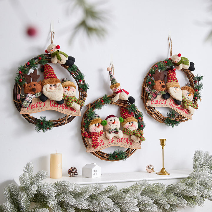 Weihnachtskranz mit Lichtern Karnz