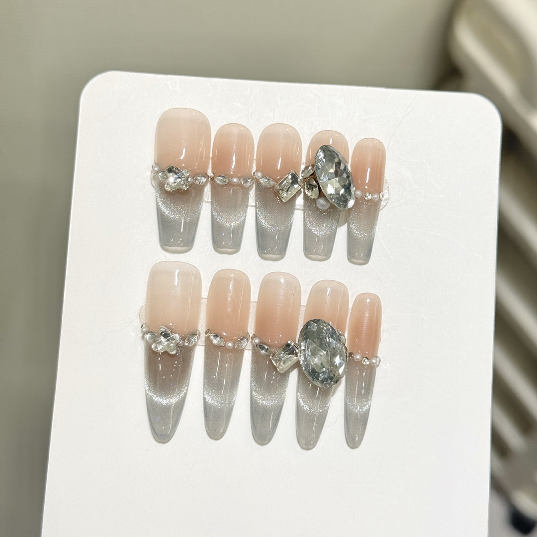 Glamouröse mit Strass besetzte Press-On Nägel Set