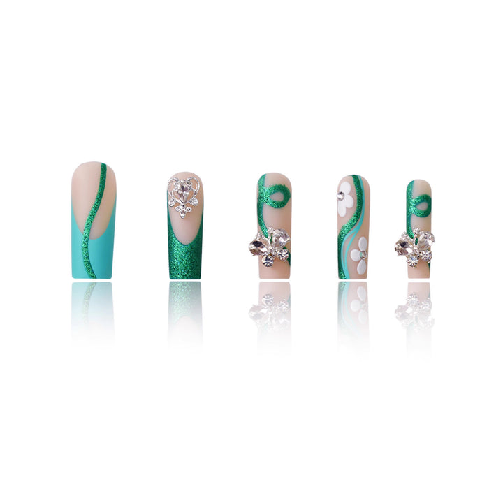 Dekorativer Nageldesign-Set Karnz
