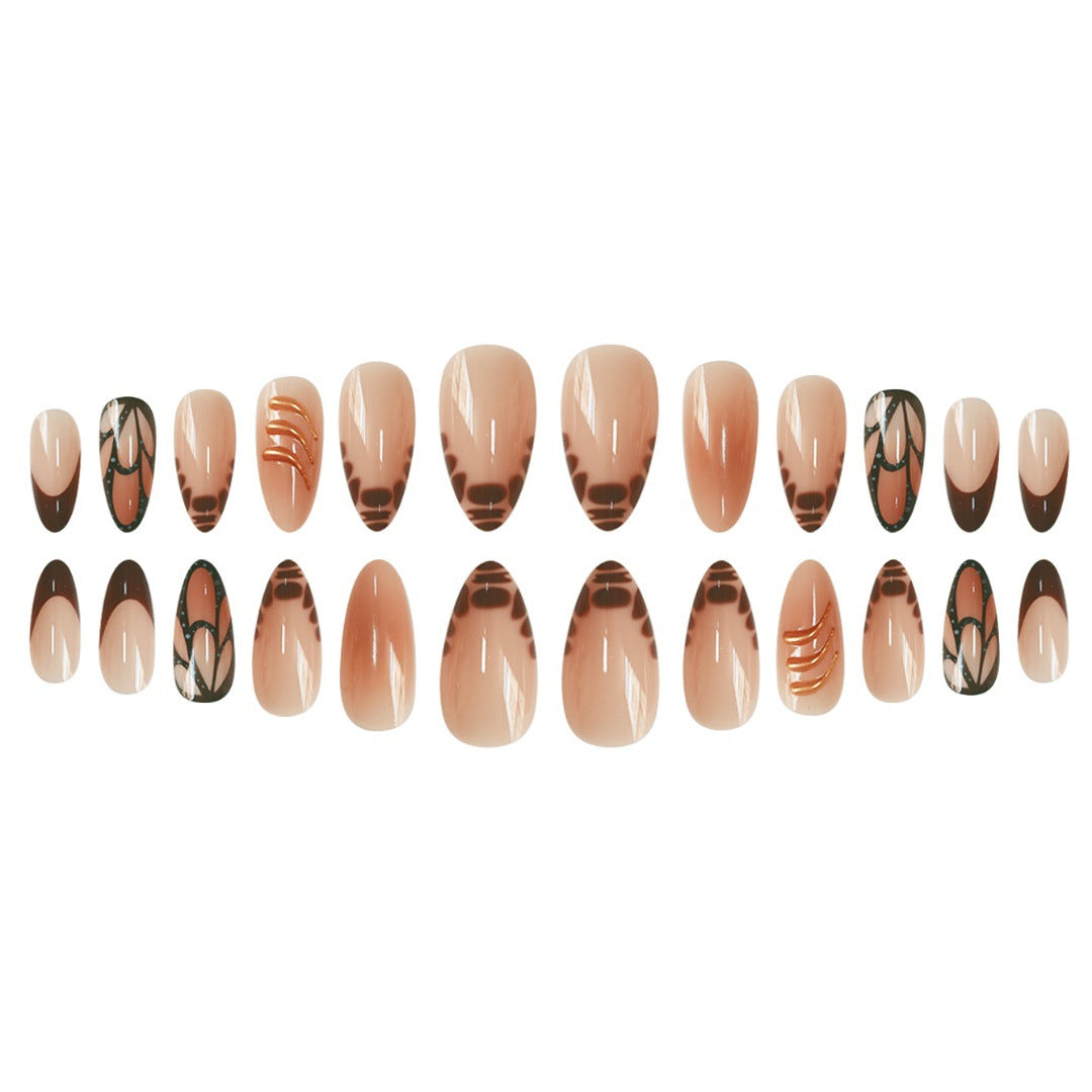 Stylische Press-On Nagelkunst Verlängerungen Karnz