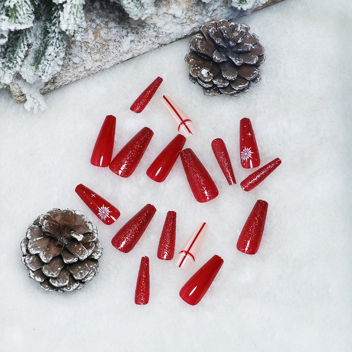 Dekorativer Press-On-Nagelset mit schimmerndem Glitter und elegantem Kunst Karnz
