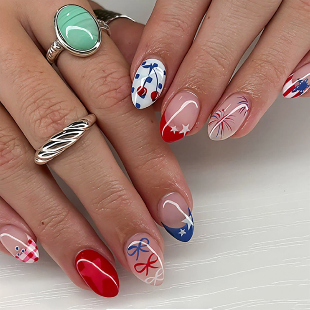 Dekoratives Press-On Nagelkunst-Set mit geometrischen Mustern