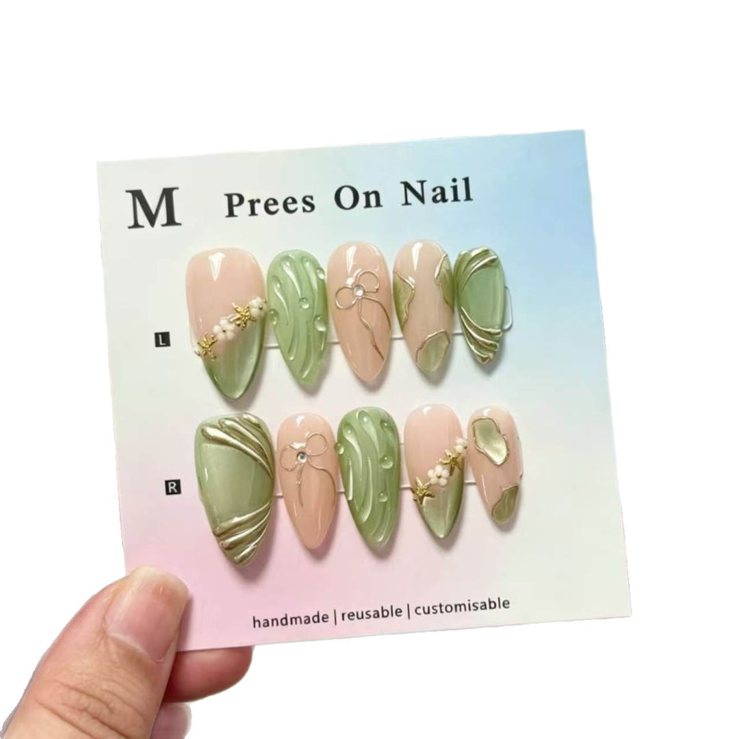 Handgemachtes Press-On Nagelkunstset mit botanischem Design