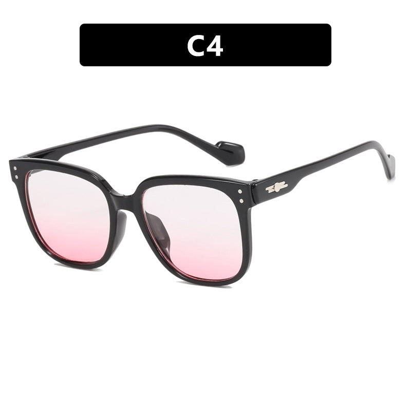 Damen quadratische Sonnenbrille mit sanften Farbverlauf und schützendem UV-Filter Karnz