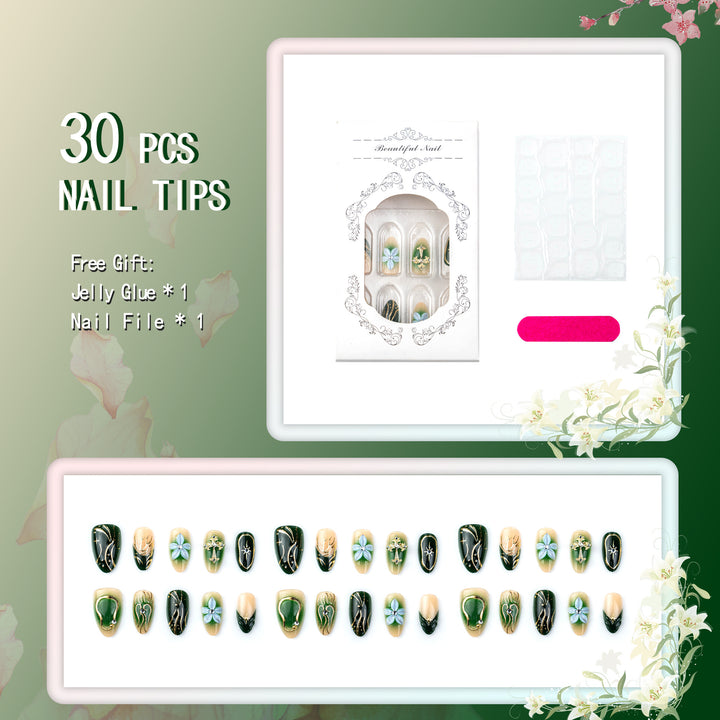 Künstlerisches Press-On-Nagelkunst-Set mit floralen und metallischen Designs