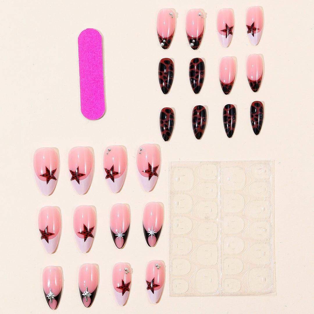 Künstlerisches 3D-Acryl-Nail-Design Karnz