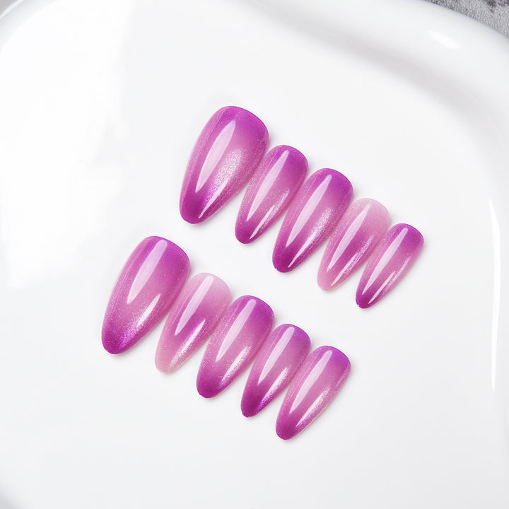 Stiletto-förmiger Press-On-Nagelset mit Ombre-Finish