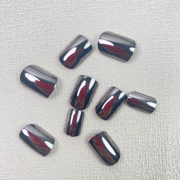 Premium Glänzendes Press-On Nagelset Karnz