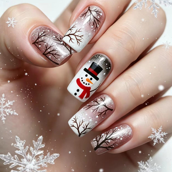 Kunstnägel mit Elegantem Schneemann- und Winterlandschaftsdesign Karnz