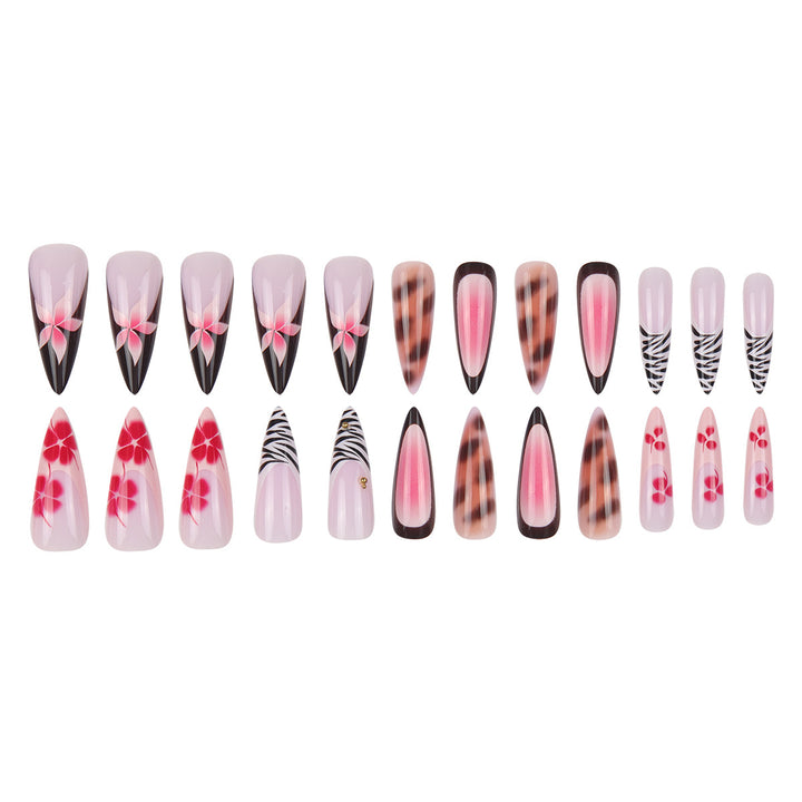 Künstlerische Stiletto-Nagelerweiterungen Karnz