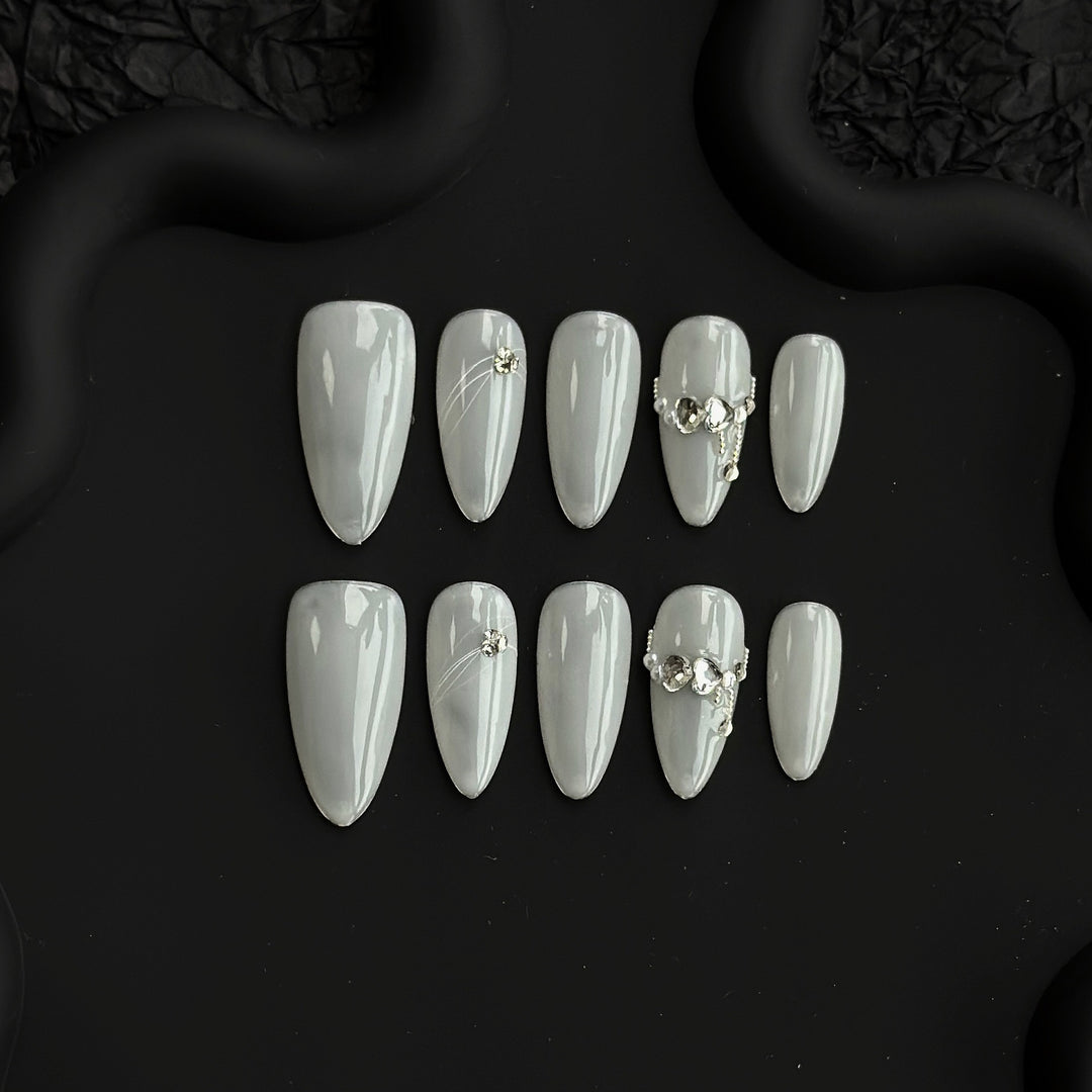 Schmetterlings-verzierte Press-On Nagelset