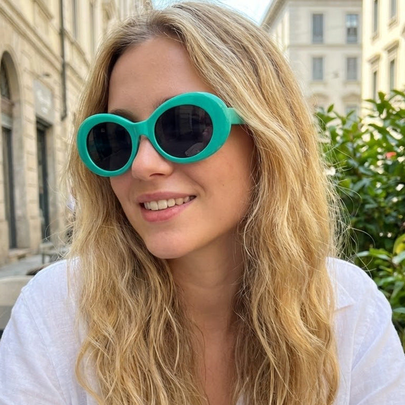 Damen Stilvolle Sonnenbrille mit ovalem Rahmen Karnz