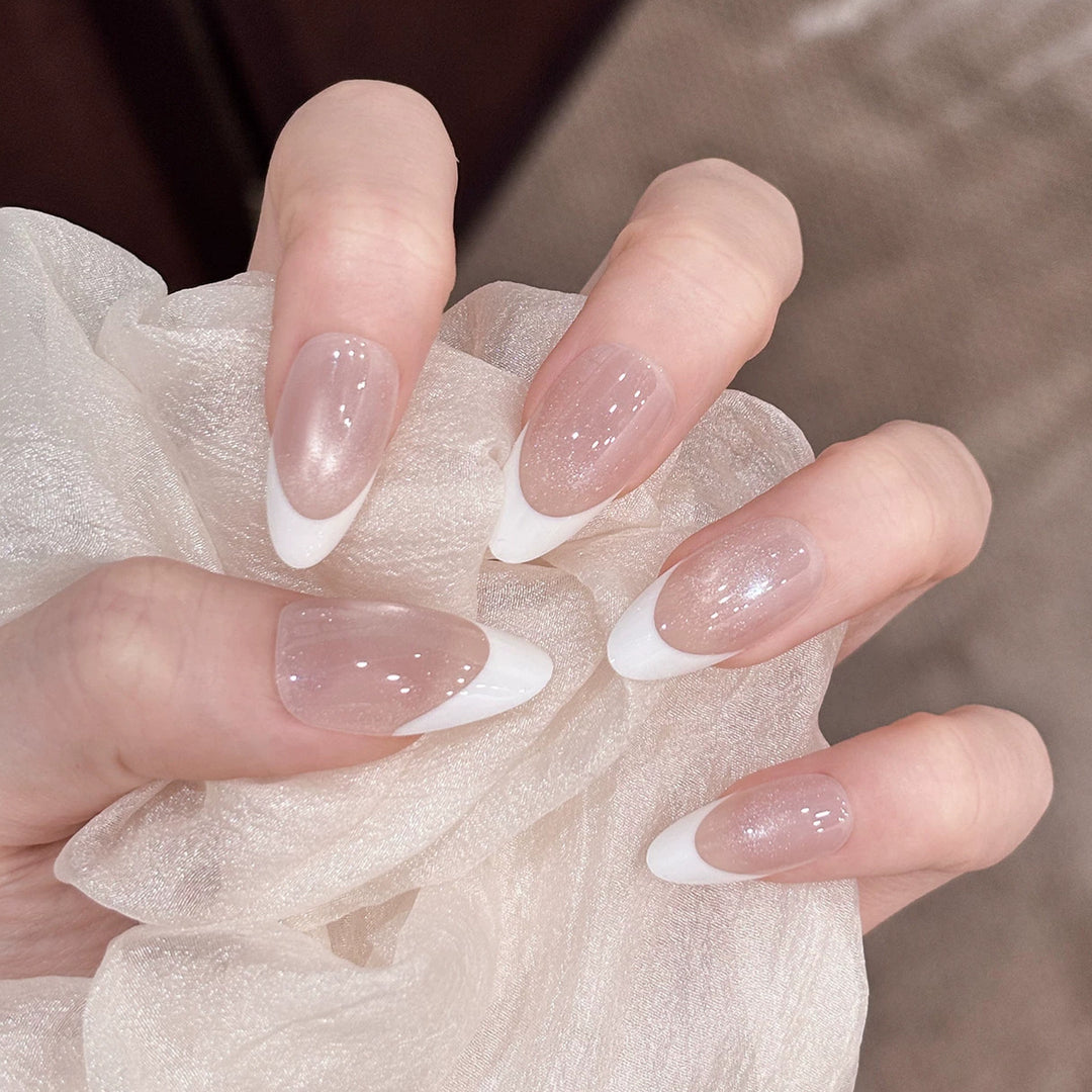 Elegantes French Tip Press-On-Nagelset