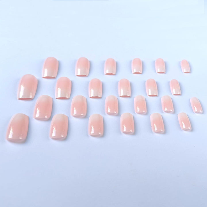 Elegante Ombre Nagelverlängerungen