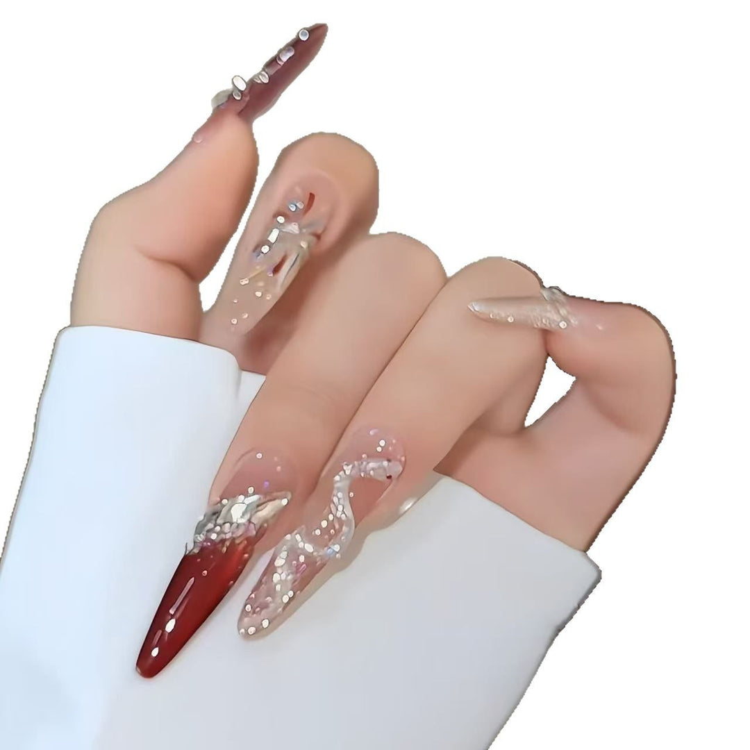 Premium mit Kristallen dekorierte Nagelverlängerungen