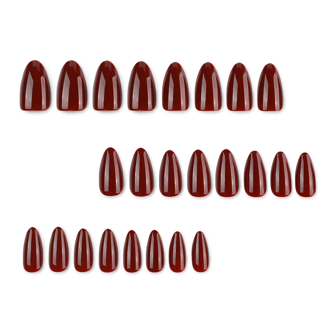 Elegante Nagelkunst im modernen Design Karnz