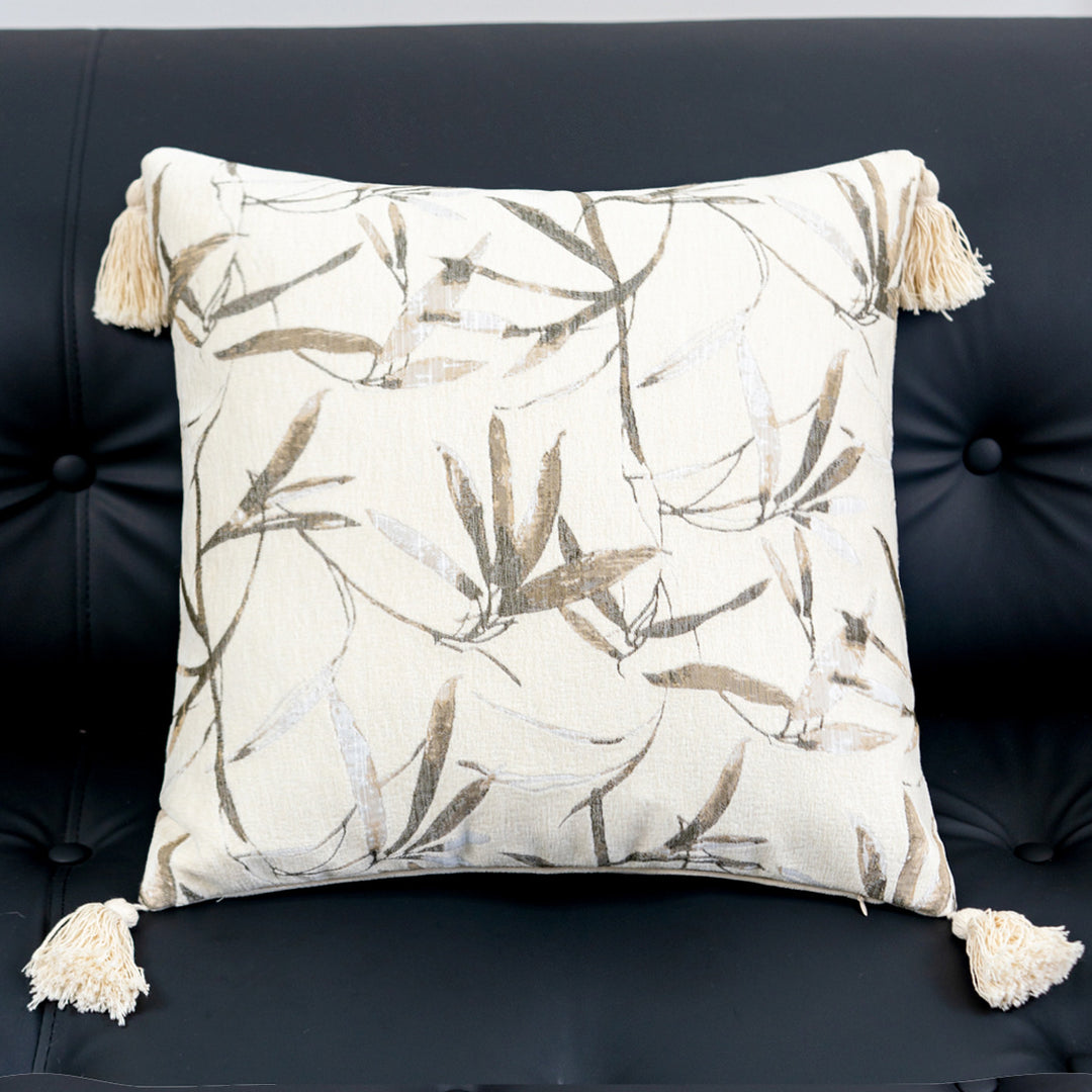 Luxuriöser Sofa- und Bettschmuck