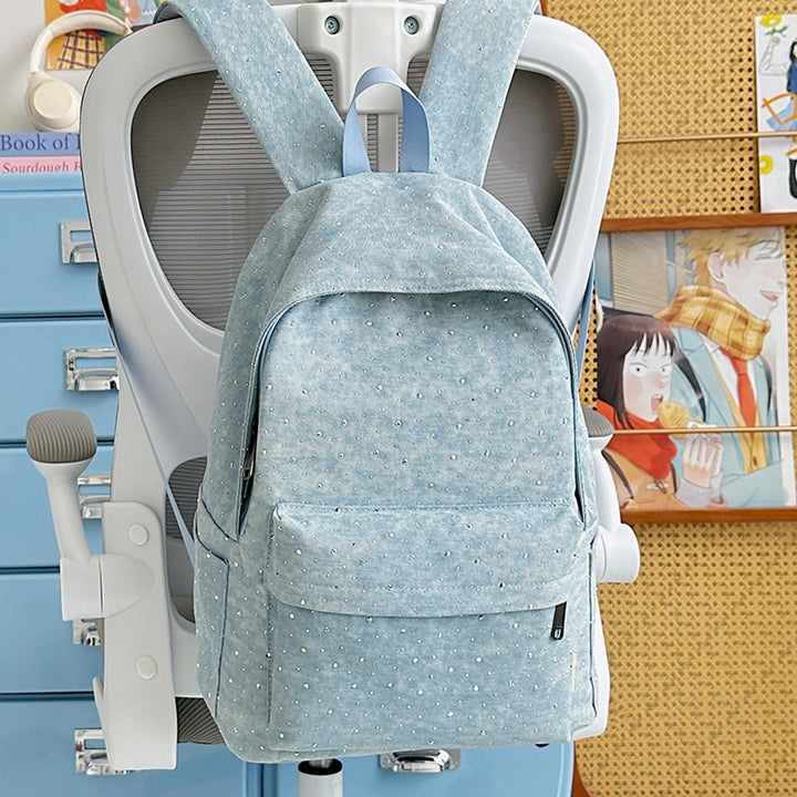 Lässiger leichter Rucksack mit gepunktetem Design Karnz