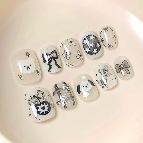 Niedliches Charakter-Design Press-On Nagelkunst Set