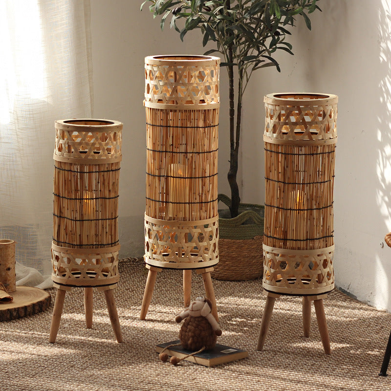 Handgefertigte Stehlampe Karnz