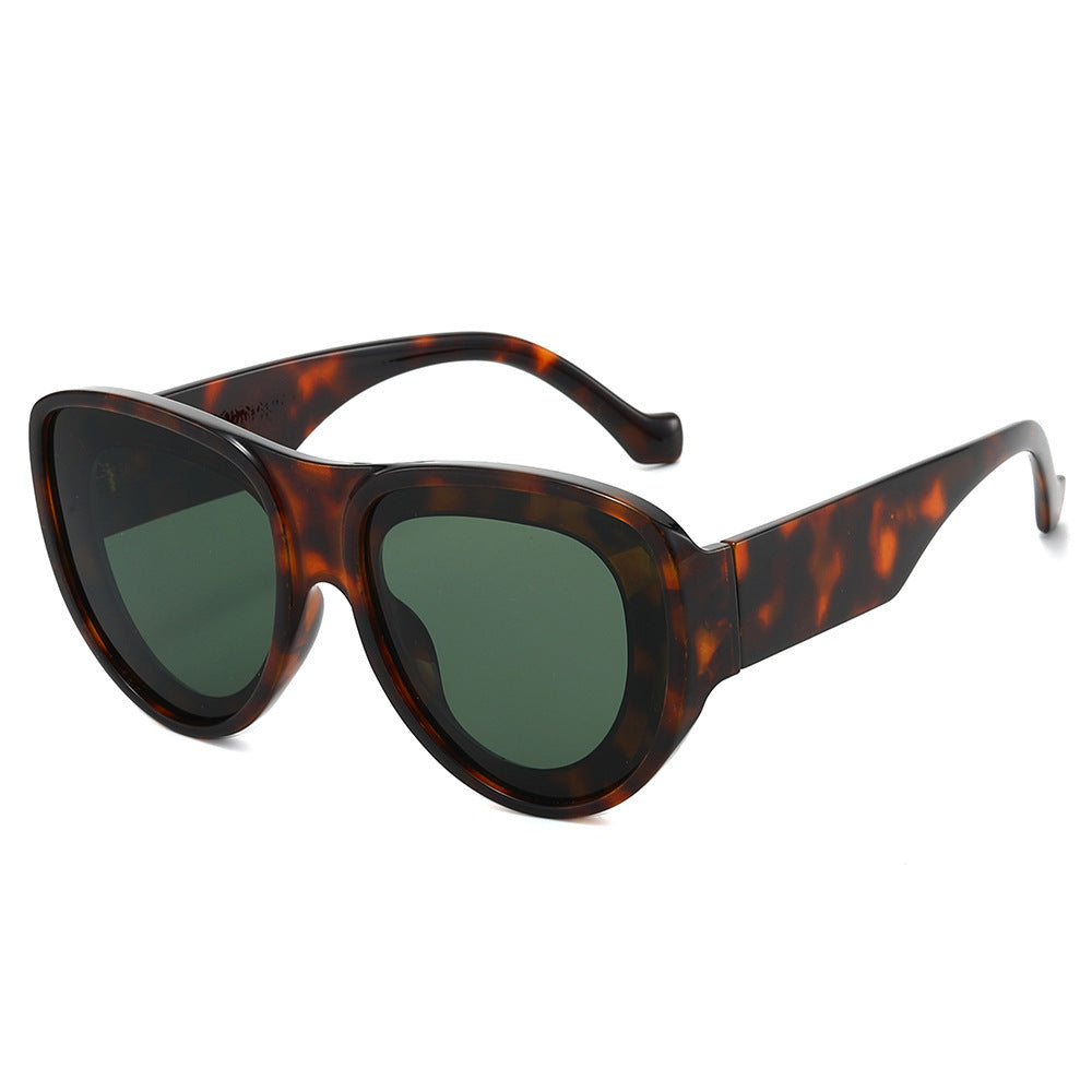 Statement Cat-Eye Sonnenbrille Karnz