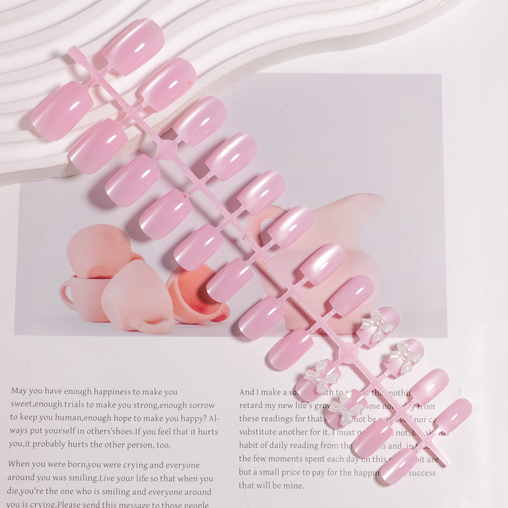 Charming Press-On Nail Set mit dekorativen Schleifenakzenten Karnz