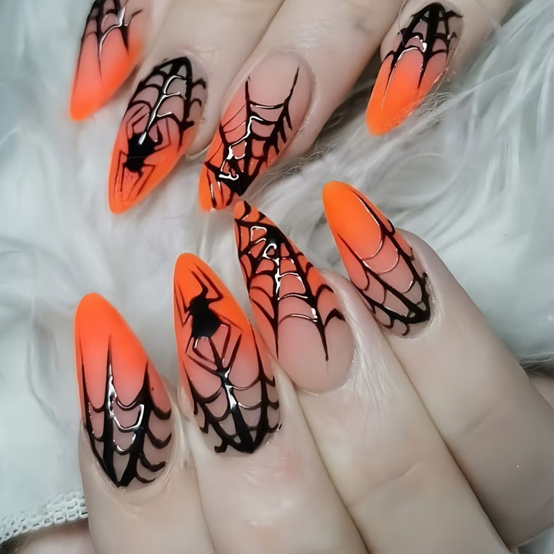 Künstlerisch inspirierte Halloween-Press-On Nägel