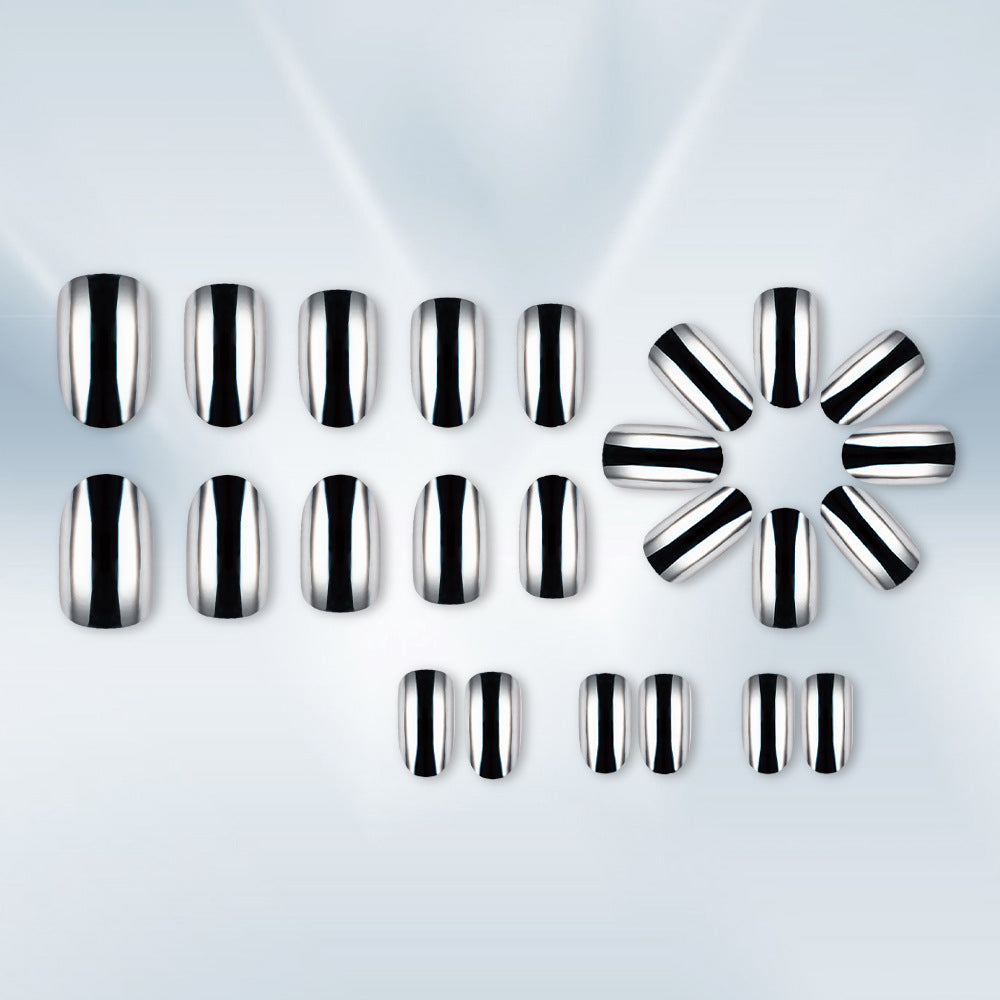 Metallic Finish Nail Art Karnz