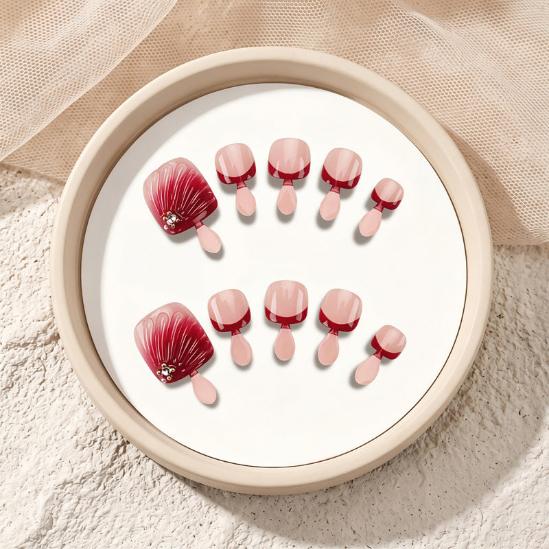 Künstlerisches Nail Design Set mit dekorativen Blümchen Elementen Karnz