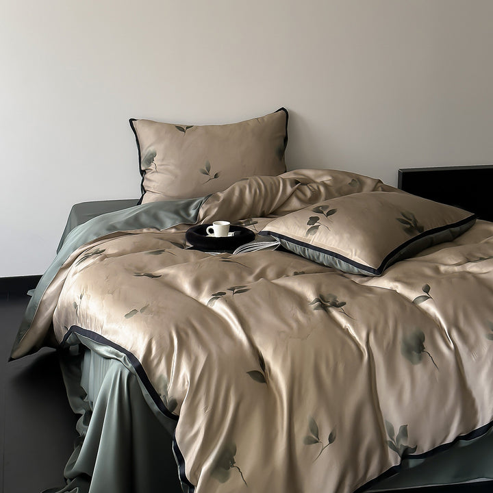 Luxus-Satin-Bettwäsche-Set mit floralem Druck und eleganten Kissenbezügen