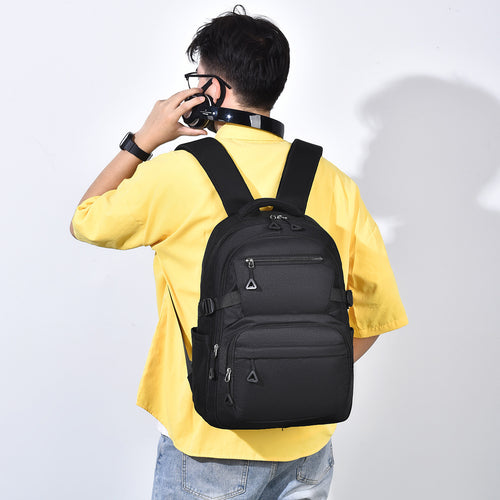 Multi-Fach-Rucksack für den täglichen Gebrauch Karnz