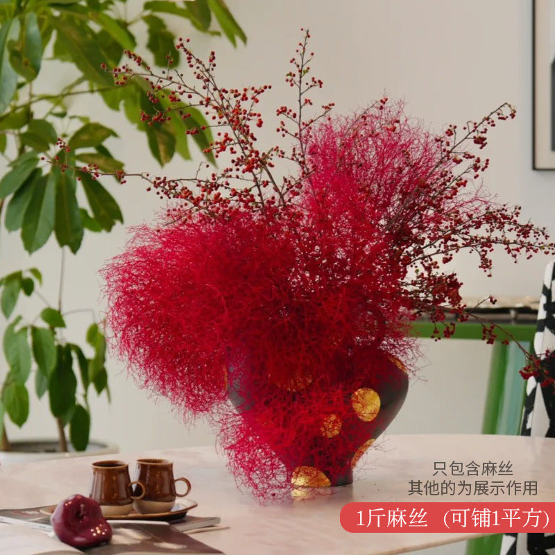 Aufwendige dekorative Blumenarrangements