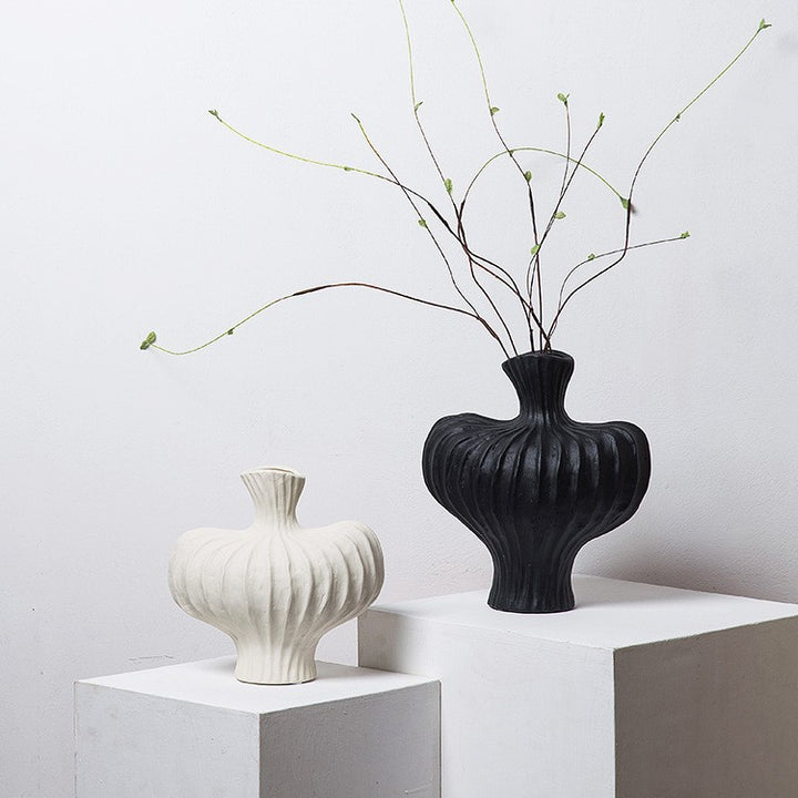 Stilvolle Keramikkunst Vase Karnz