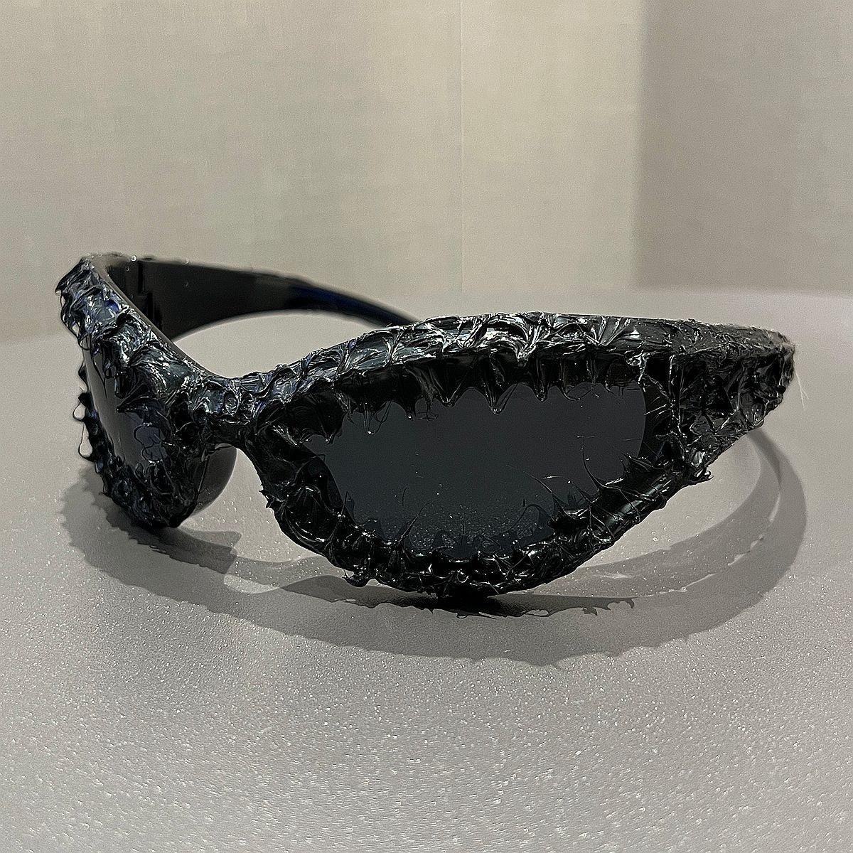 Damen futuristische Sportsonnenbrille Karnz