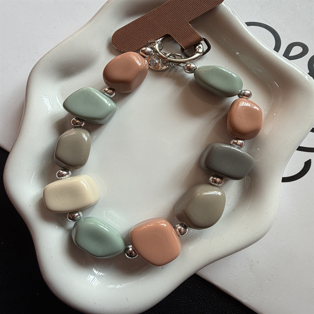 Trendige Perlencharms-Armband Karnz
