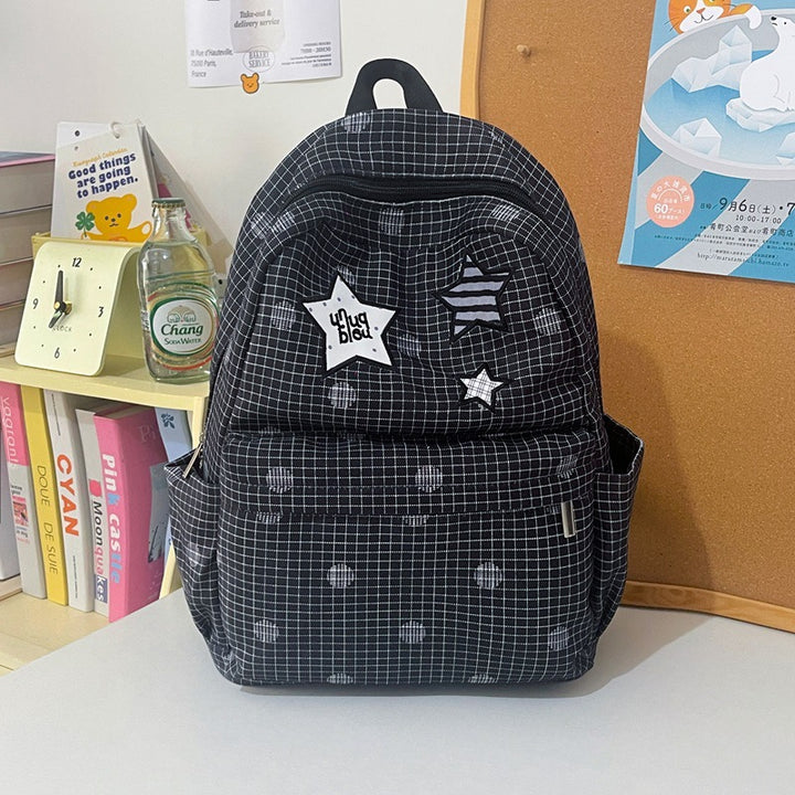 Stylischer praktischer Rucksack mit Karomuster Karnz