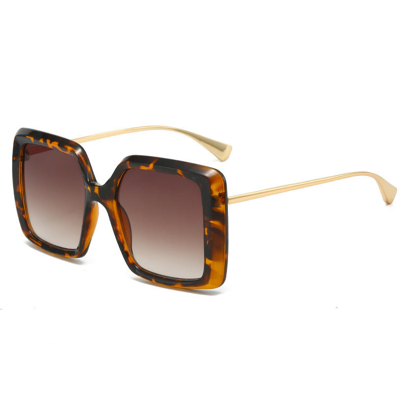 Damen oversized Sonnenbrille mit stilvollem geometrischem Design Karnz