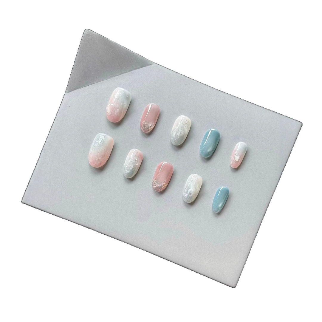 Elegantes Press-On Nagelset mit Farbverlauf-Akzenten